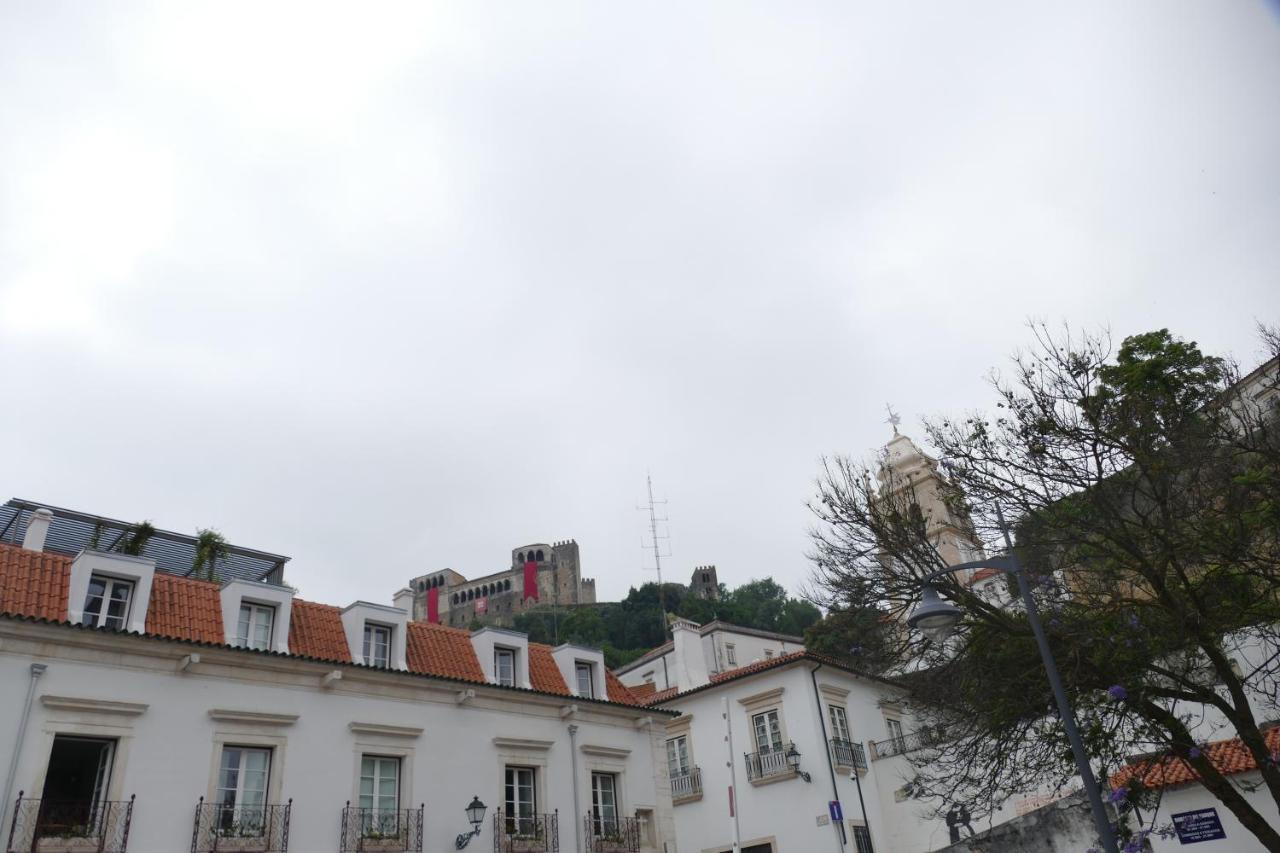 Guest House Eca - Centro Historico เลเรีย ภายนอก รูปภาพ