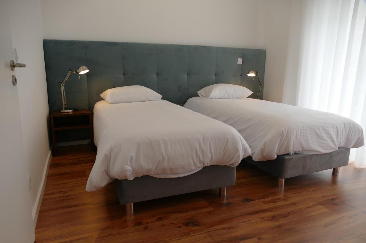 Guest House Eca - Centro Historico เลเรีย ภายนอก รูปภาพ